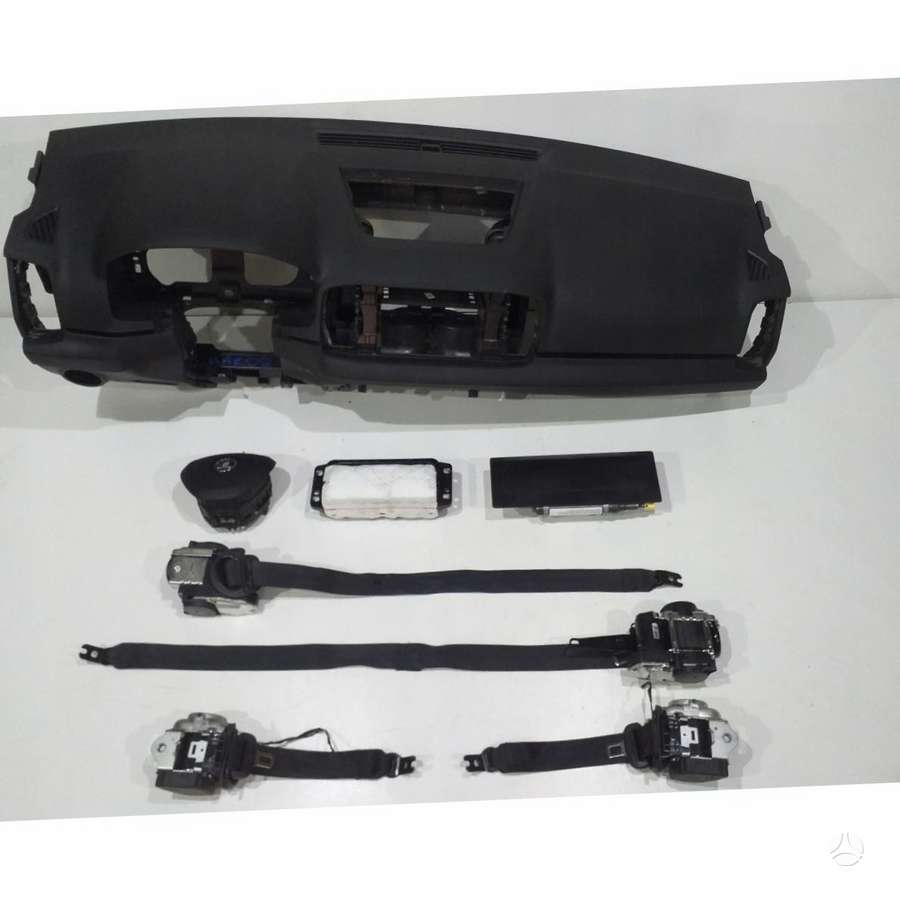 Skoda Karoq interior parts