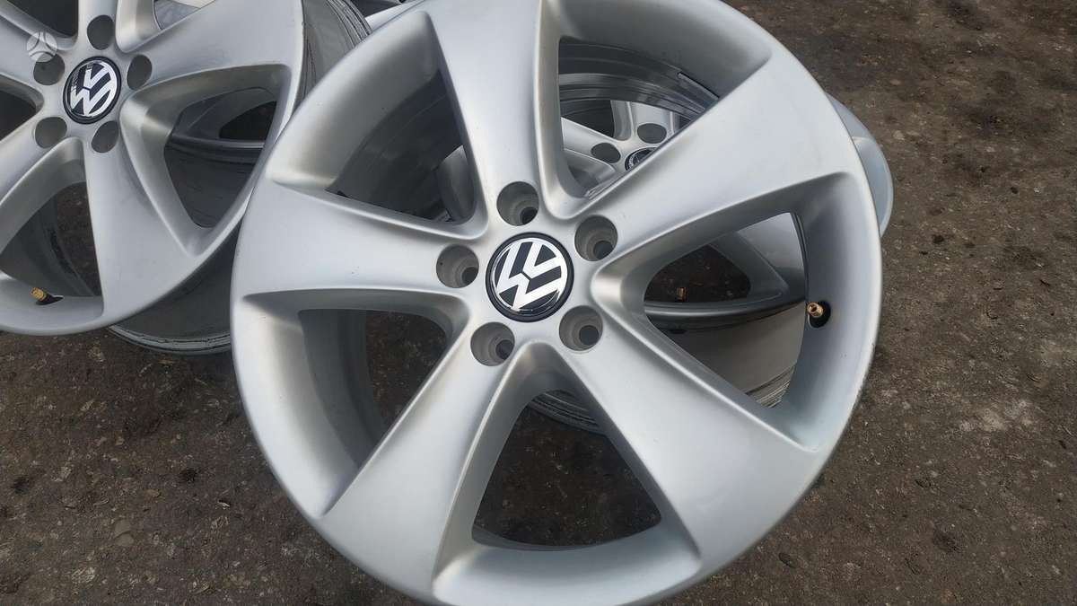 Volkswagen, light alloy, R17