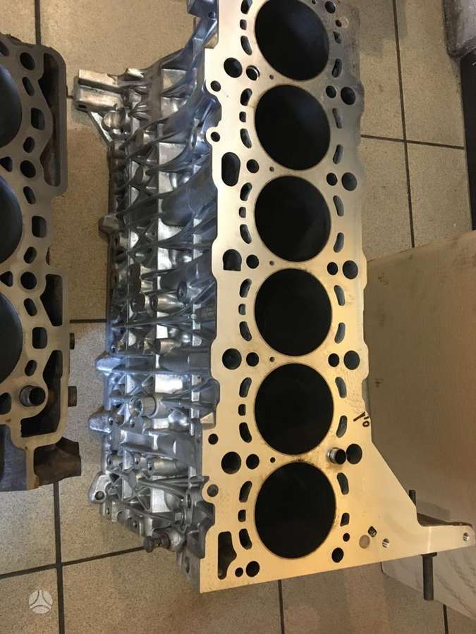 BMW 530, 7792822, variklio blokas