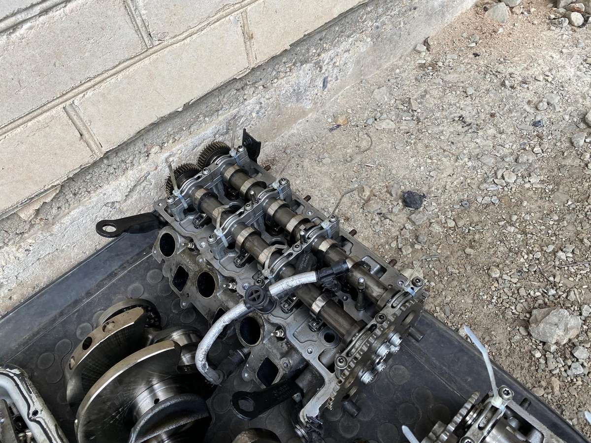 Volkswagen Touareg engine parts
