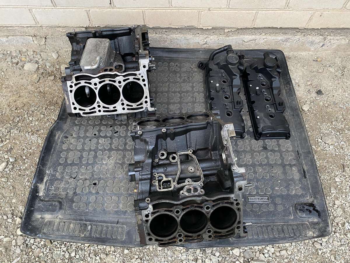 Volkswagen Touareg engine parts