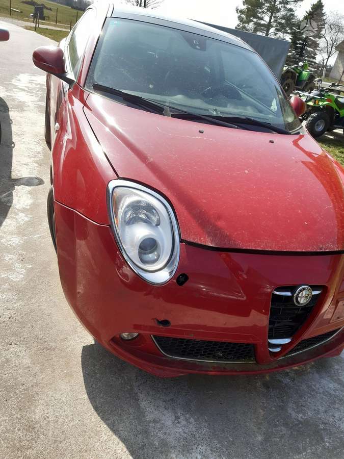Alfa Romeo Mito Yra daugiau ardomu auto ir varikliu galimas pristatymas 160 000k