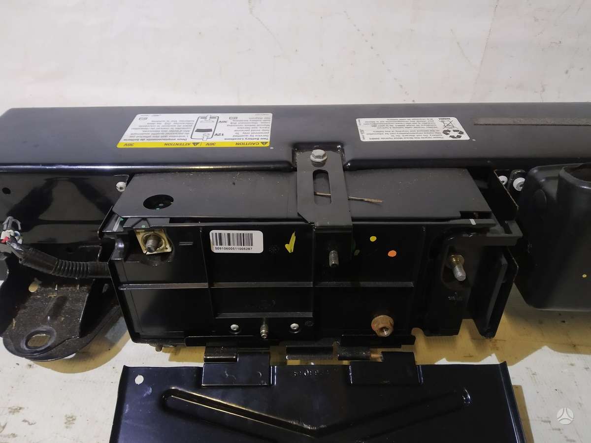 Saturn VUE, 25918391, batteries