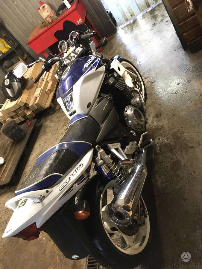 Suzuki GSX, street / classic