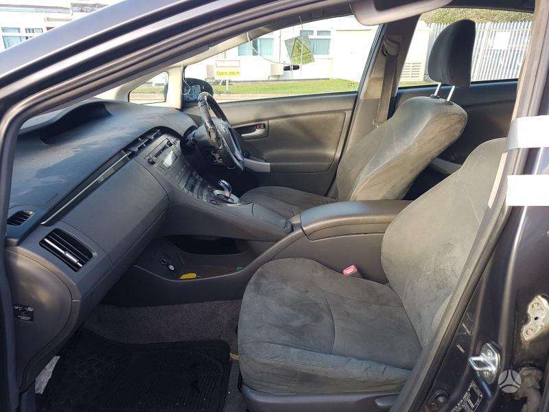 Toyota Prius rezerves daļās