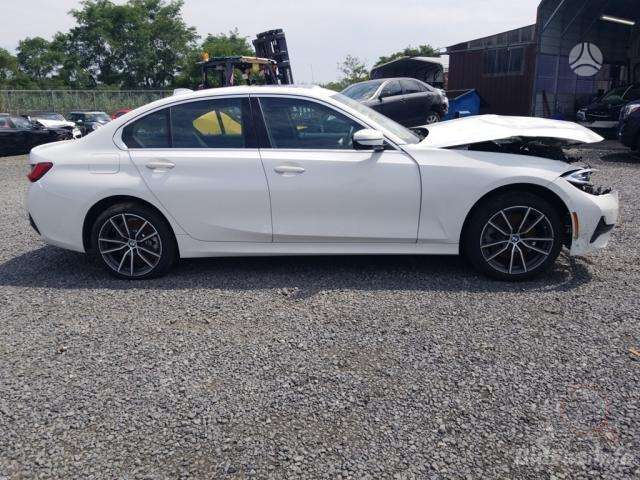 BMW 330 Dalimis