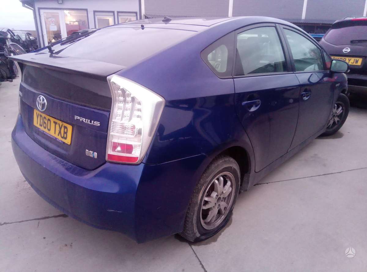 Toyota Prius body parts