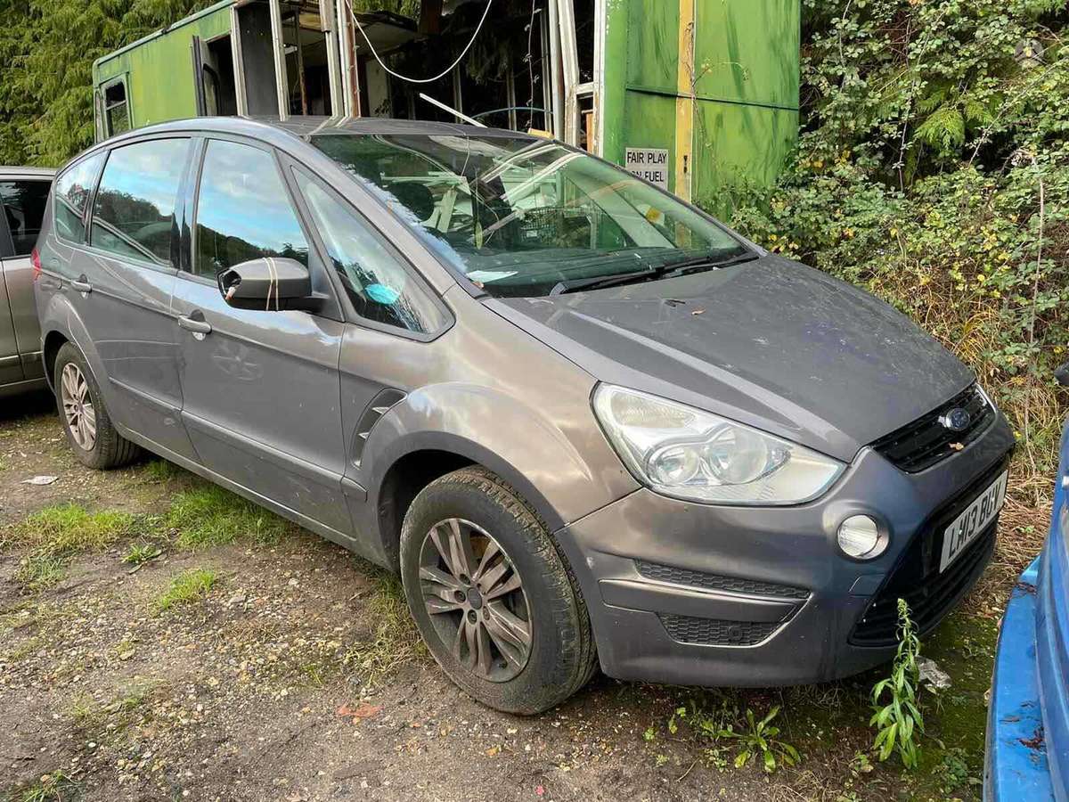 Ford S-MAX по частям
