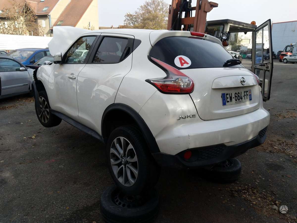 Nissan Juke 37069885048