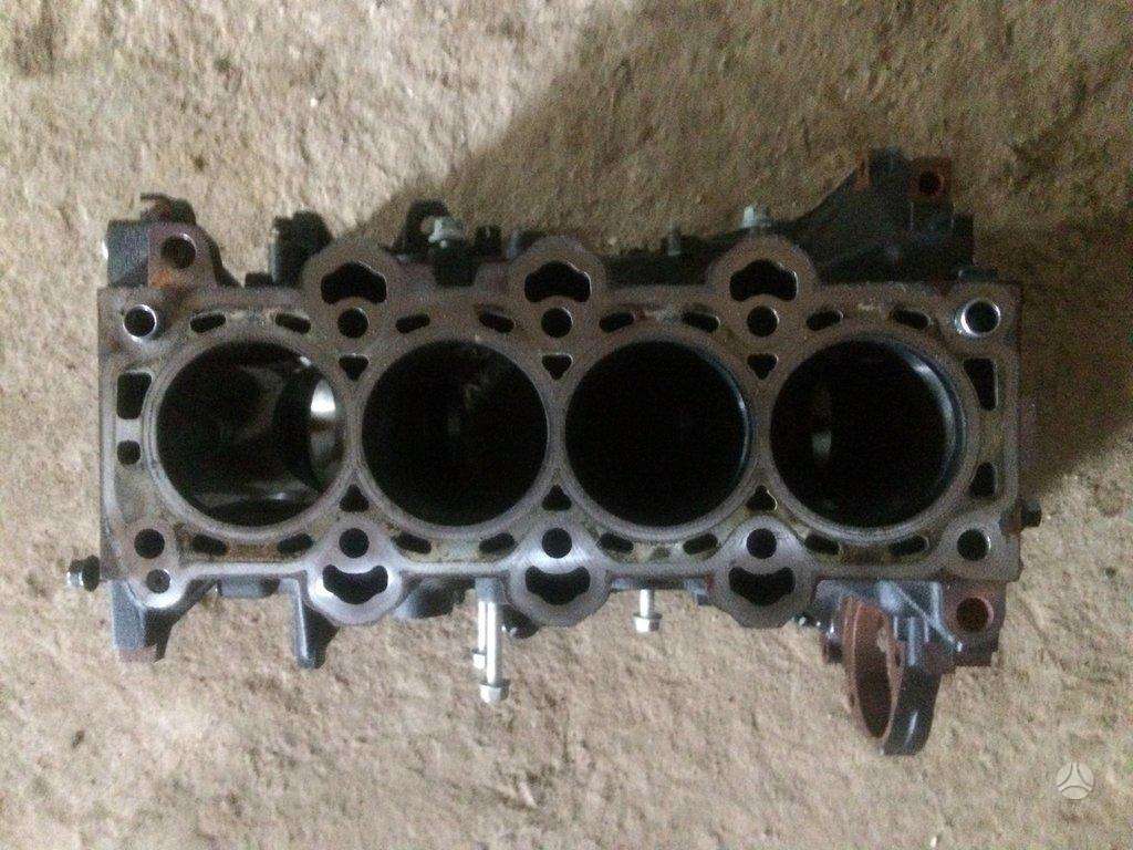 Hyundai i30, D4FB, engine block