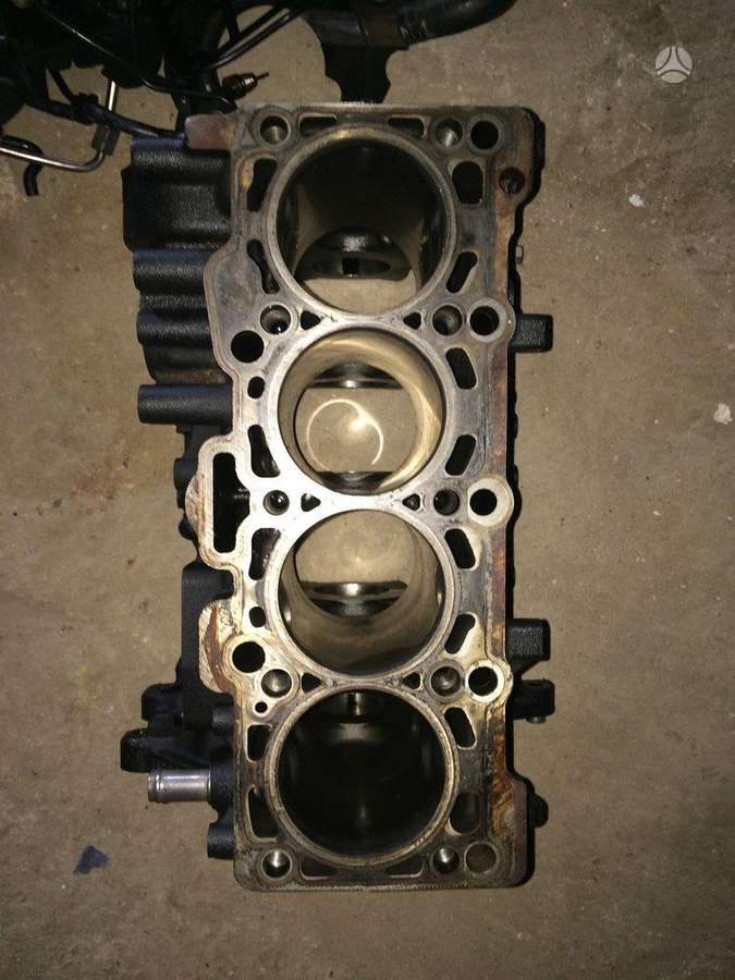 Audi A6, CAG, dzinēja bloks