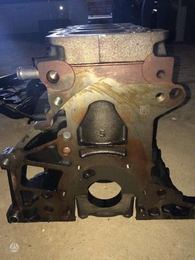 Audi A6, CAG, dzinēja bloks