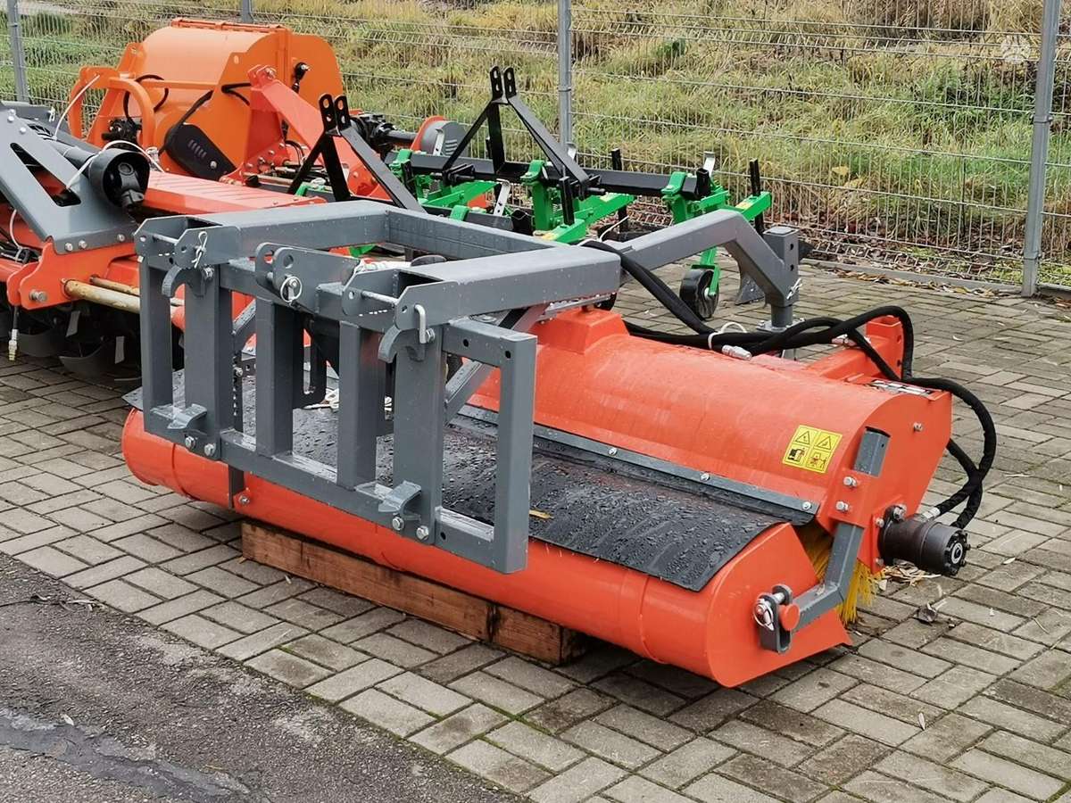 -Kita- SD-157B, метлы / щётки