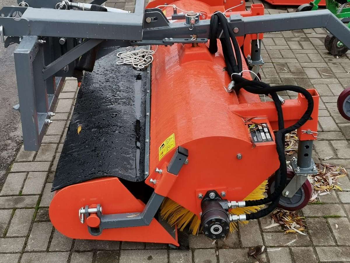 -Kita- SD-157B, метлы / щётки