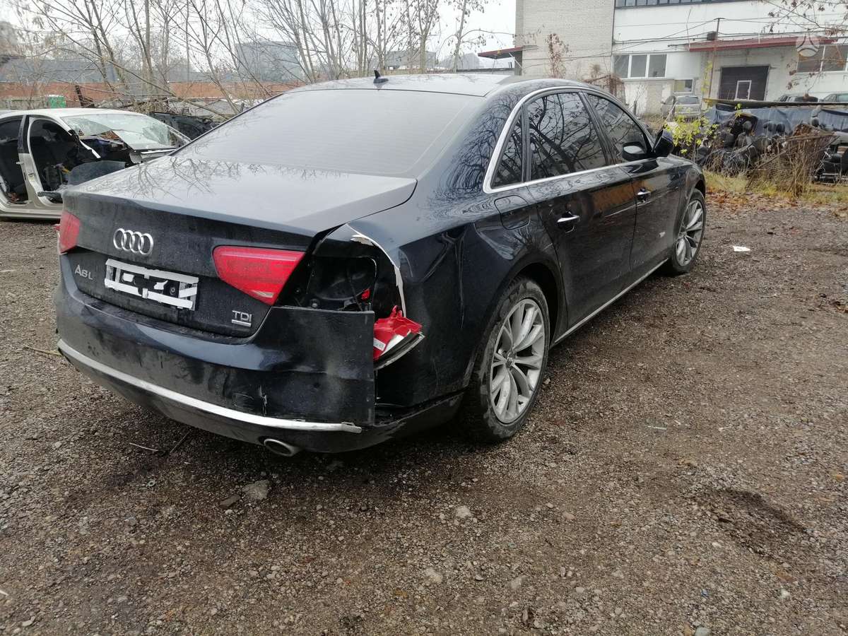 Audi A8 for parts. A8 long dalimis
