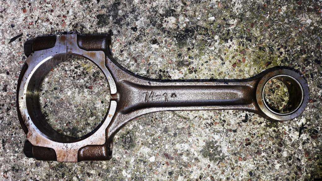 Subaru Tribeca, EZ30, pistons, engine block, cylinder head