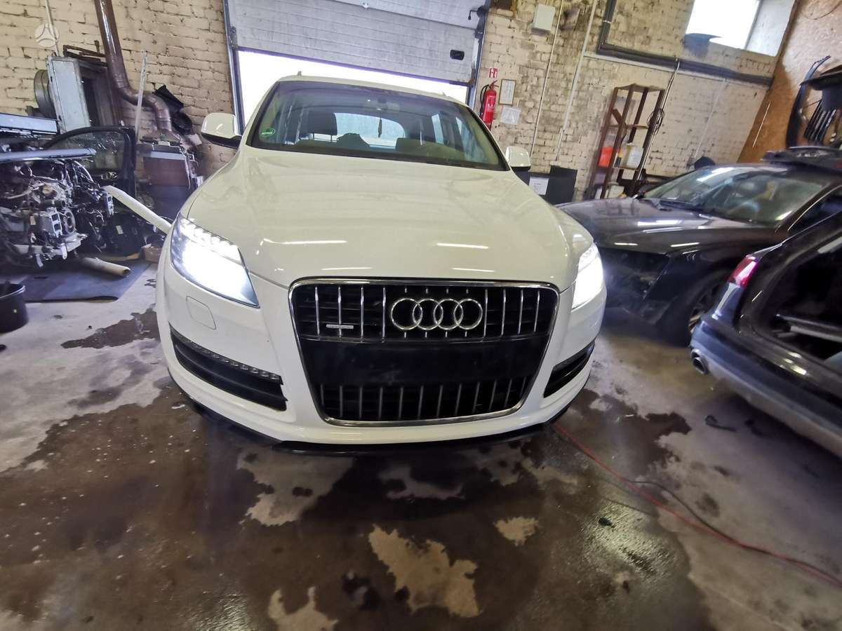 Audi Q7 по частям