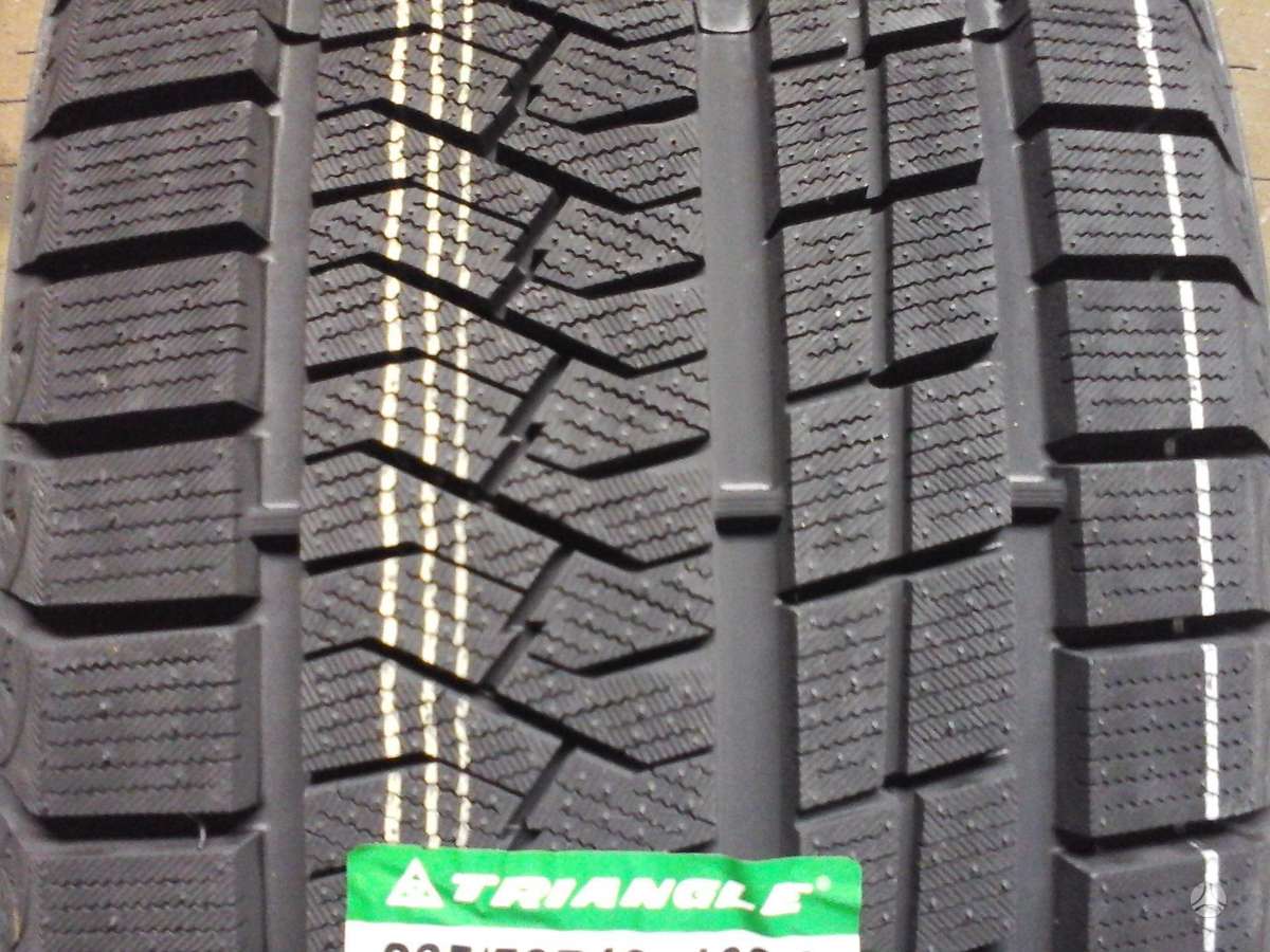 -Kita-, зимние 245/40 R19