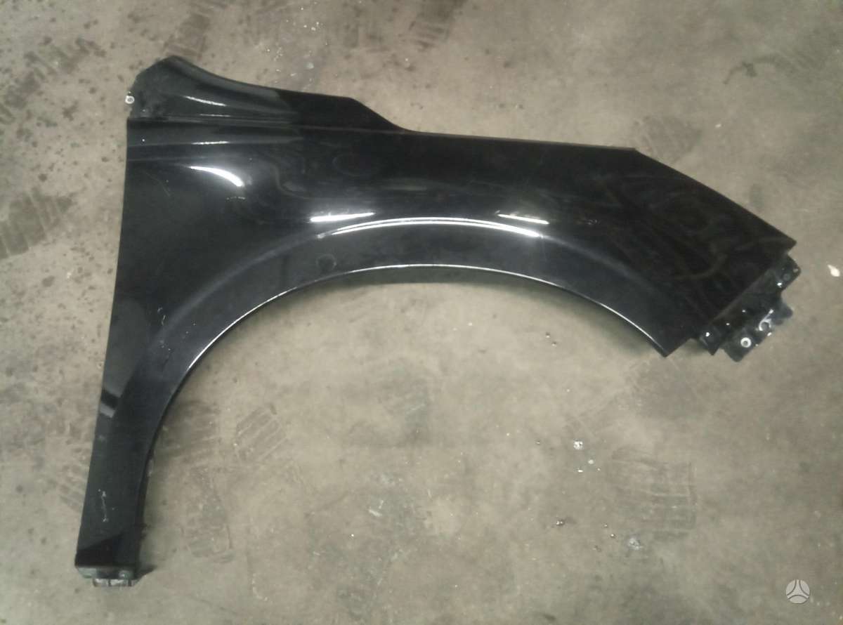 Subaru Forester kėbulo dalys