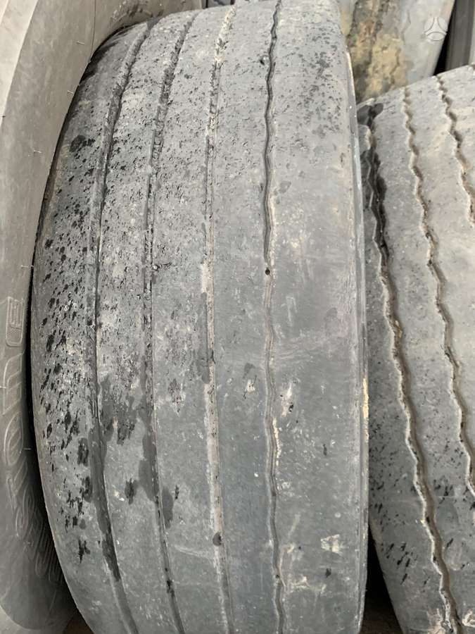 Pirelli, all-season 265/70 R19