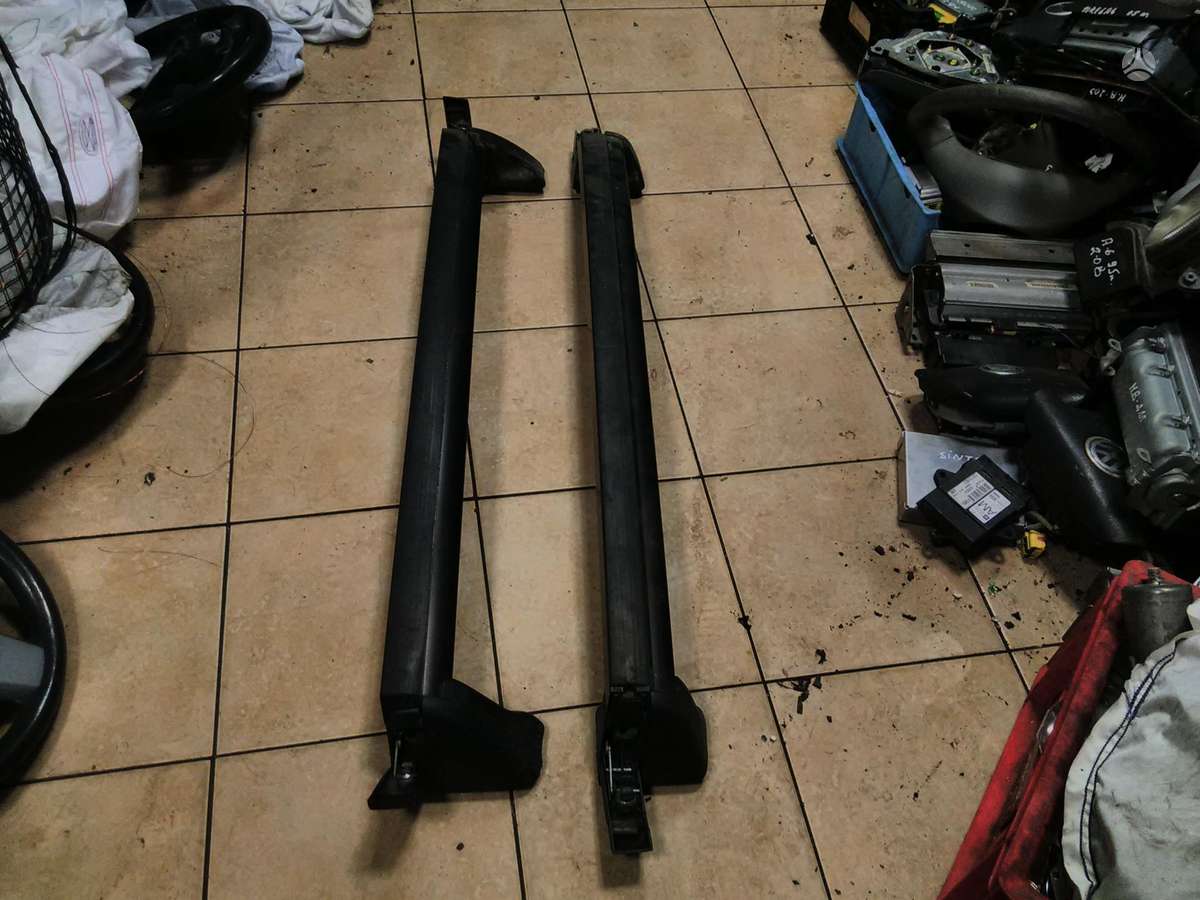 Volkswagen Touareg shock absorber