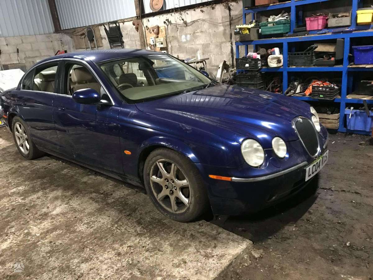 Jaguar S-Type for parts