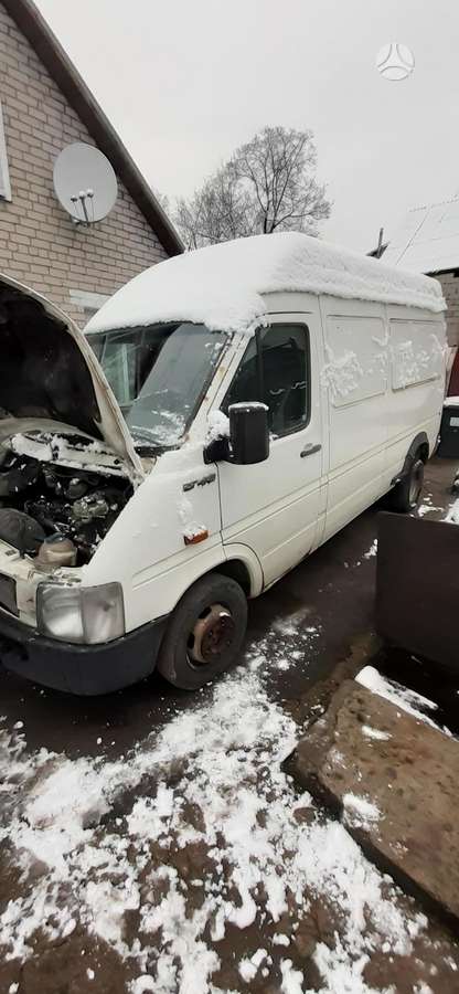 Volkswagen LT, passenger vans