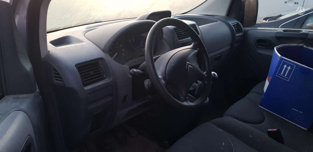 Citroen Jumpy Citroen jumpy detalės1 6td 2 0td