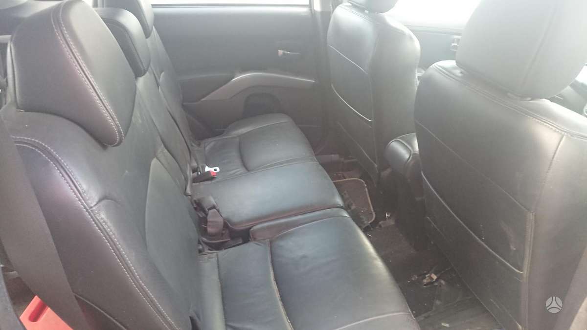 Citroen C-Crosser по частям