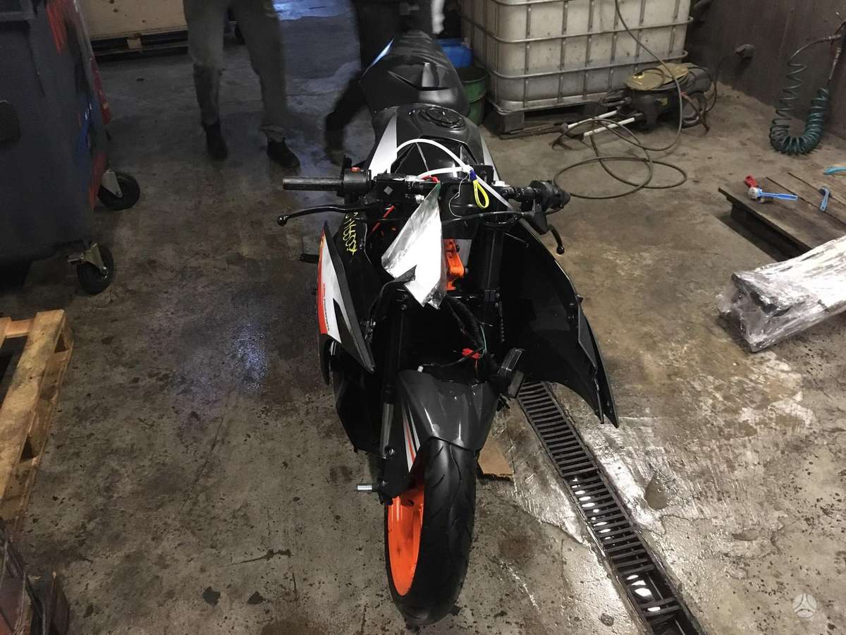 KTM RC, superbikes