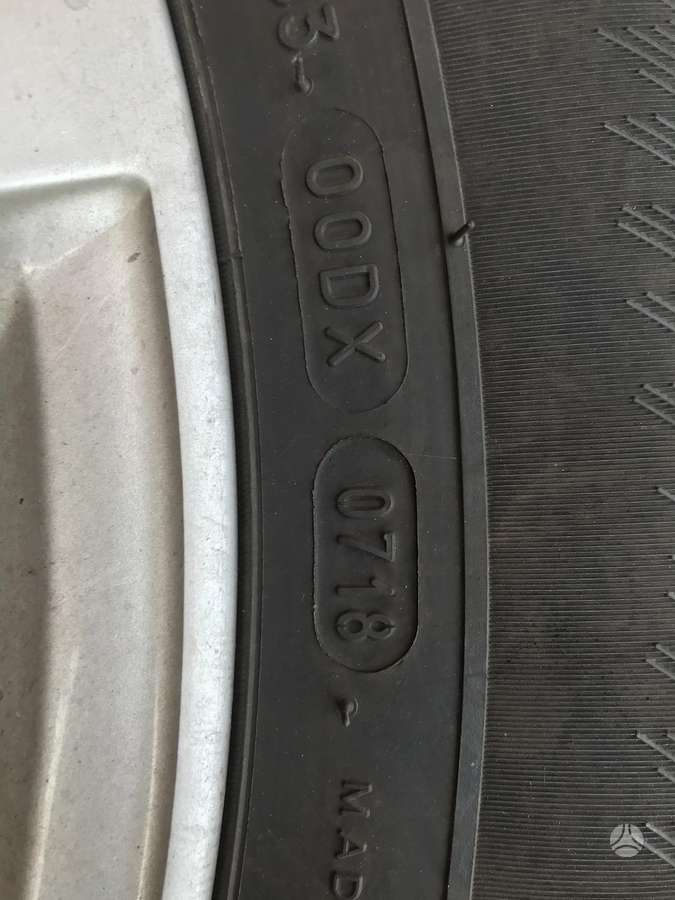 Audi Q7, lengvojo lydinio, R18