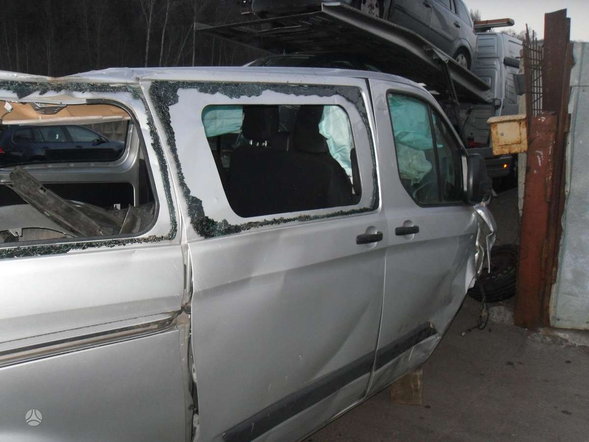 Ford Transit dalimis