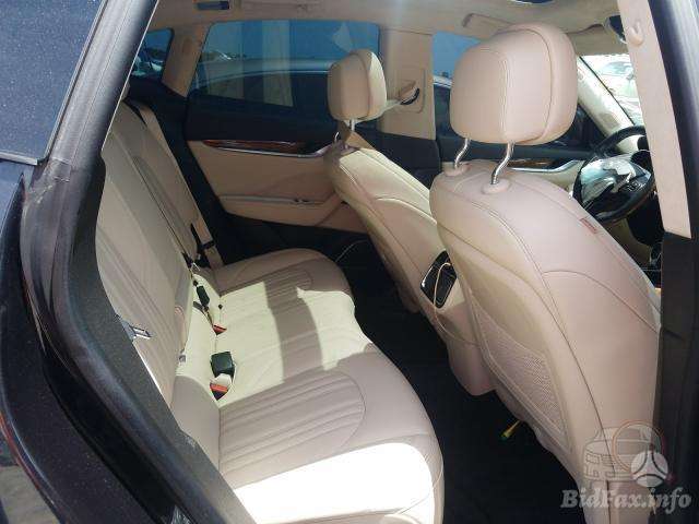 Maserati Levante dalimis