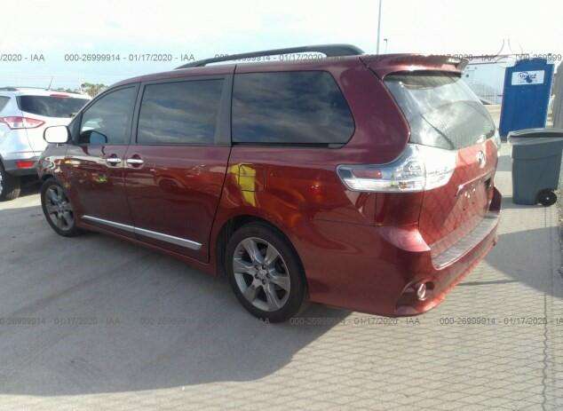 Toyota Sienna по частям