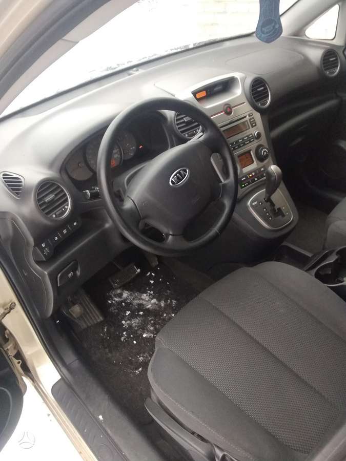 Kia Carens