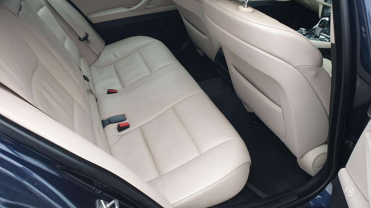 BMW 525
