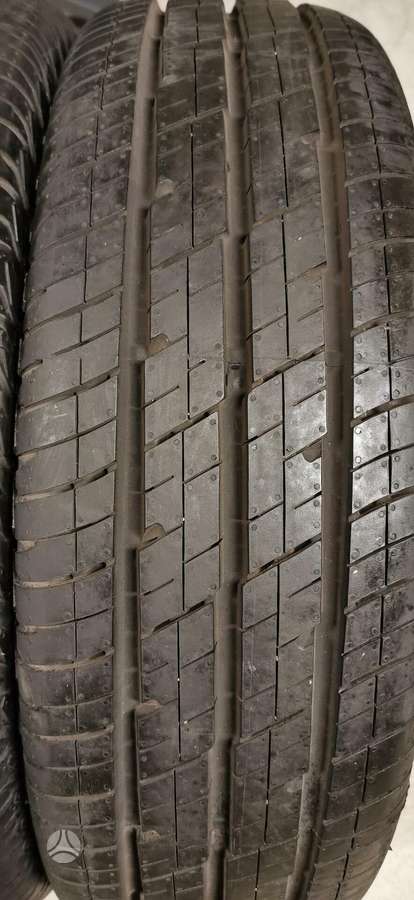 Continental, vasarinės 215/75 R16