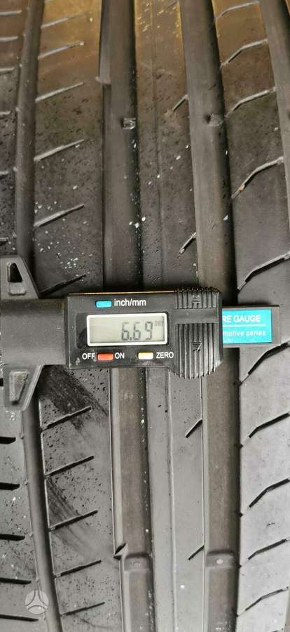 Continental, vasaras 235/35 R19