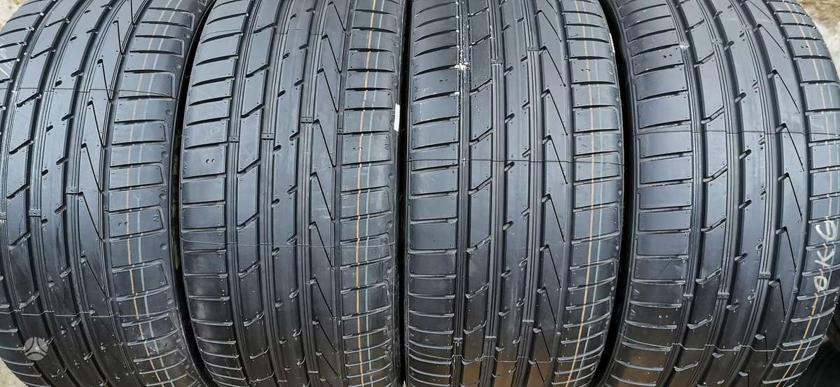 Hankook, летние 235/35 R19