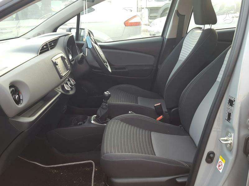 Toyota Yaris for parts