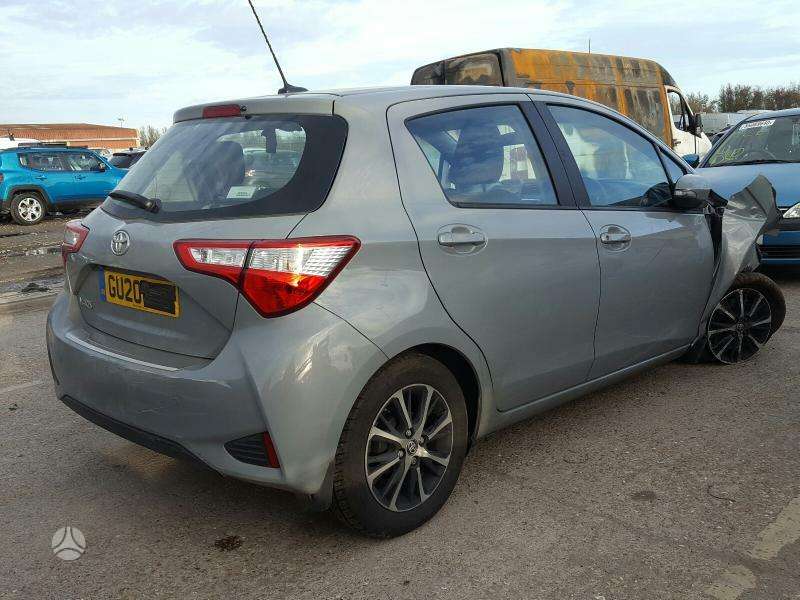Toyota Yaris for parts
