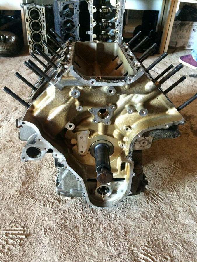 Maserati Gransport, M139, crankshaft, pistons, engine block
