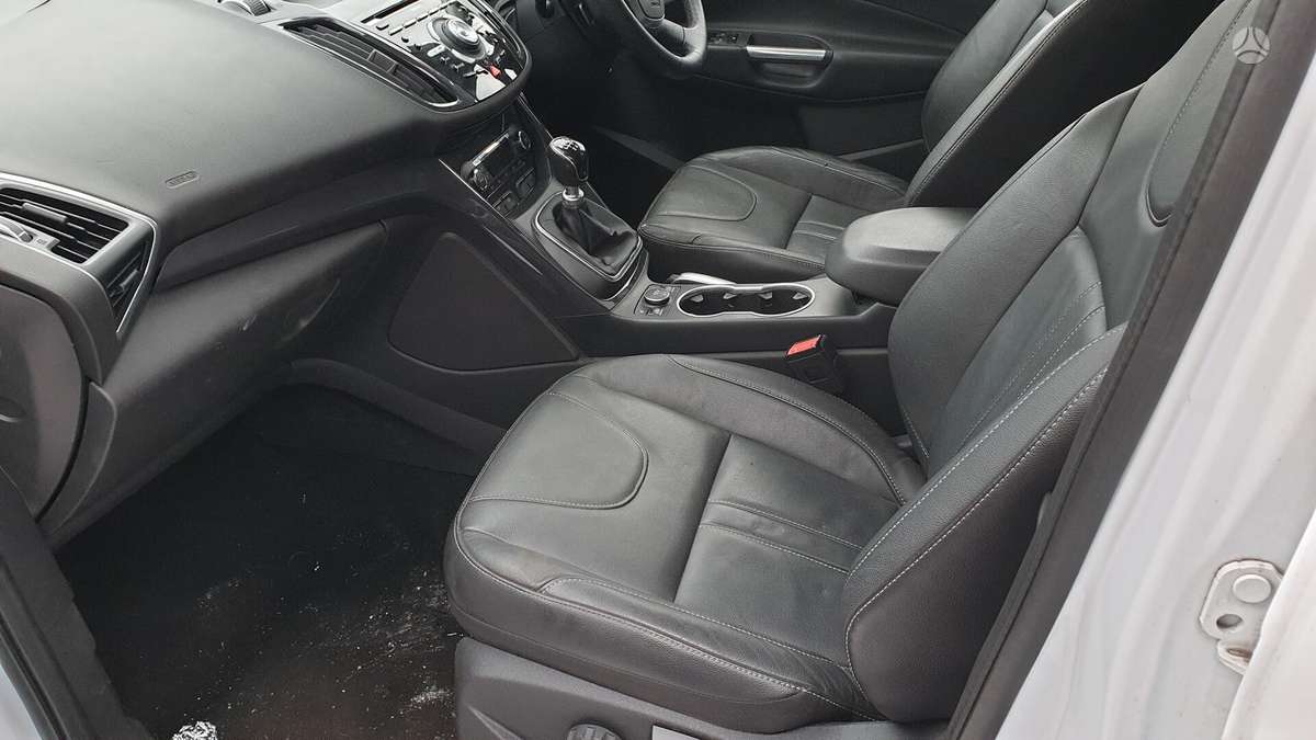 Ford Kuga Rida 43 000 myliu