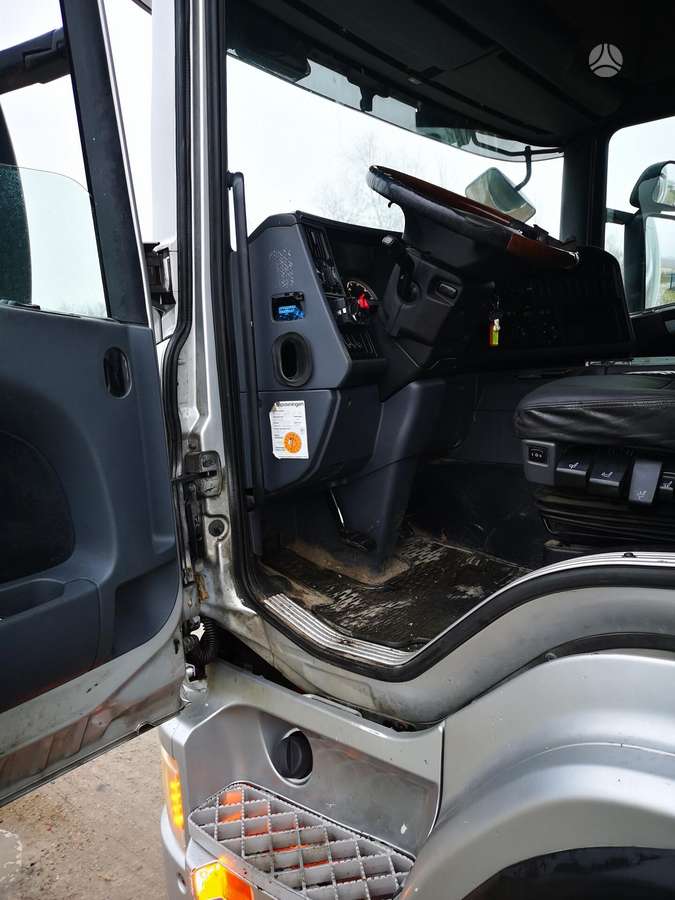 Scania P400, trucks