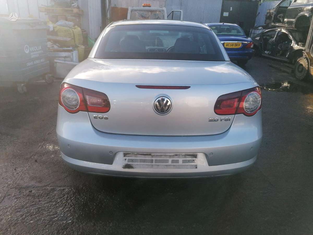 Volkswagen Eos по частям. Variklis 2 0fsi bvy
