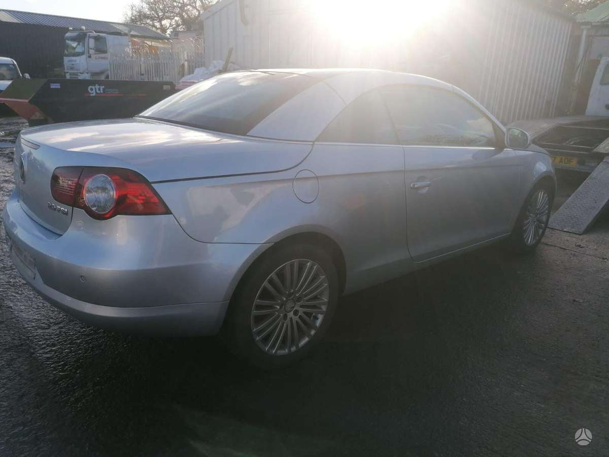 Volkswagen Eos по частям. Variklis 2 0fsi bvy