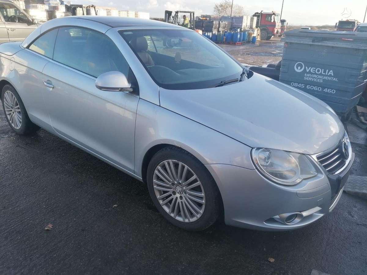 Volkswagen Eos по частям. Variklis 2 0fsi bvy