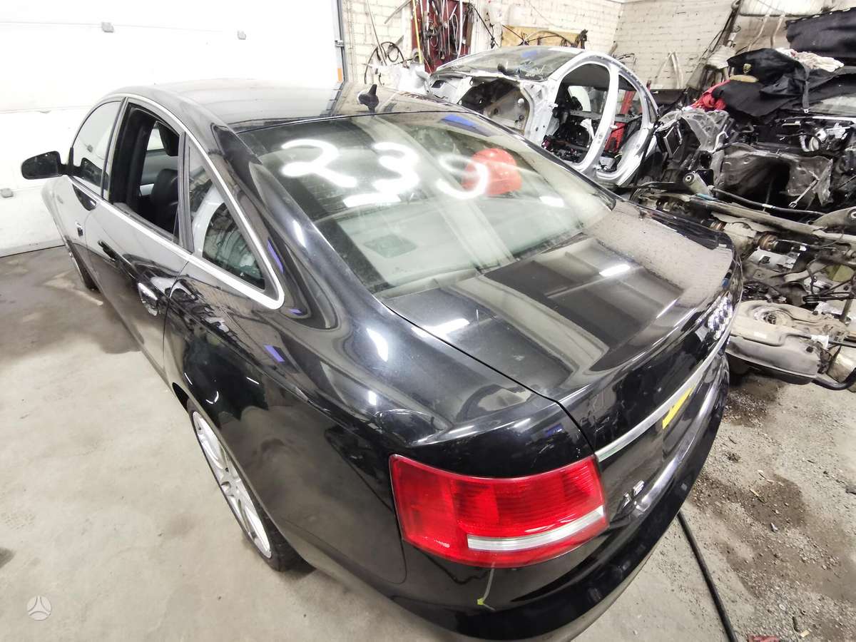 Audi A6 dalimis