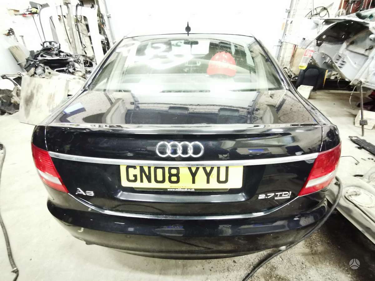 Audi A6 dalimis