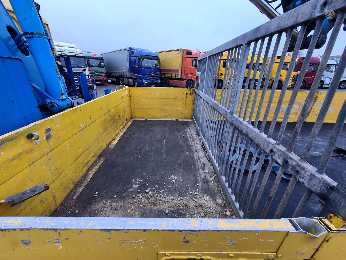 MAN 14.220, crane trucks